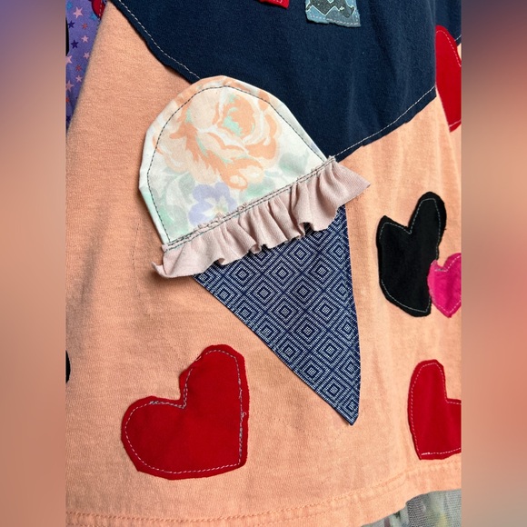 Peachy Hearts Panic Crop Tee - Picture 3 of 13